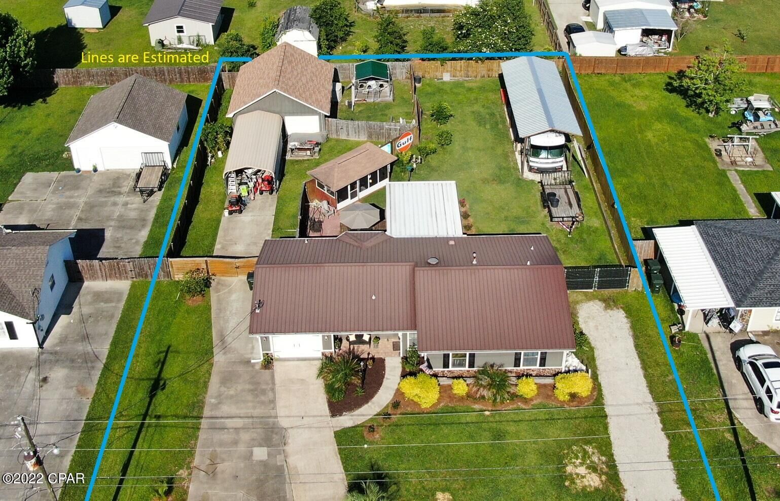 Property Photo:  913 Colorado Avenue  FL 32444 