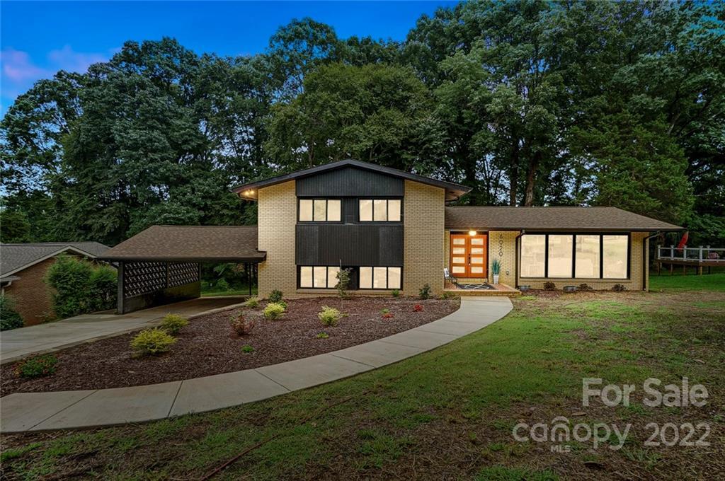 Property Photo: 6020 Sierra Drive NC 28216