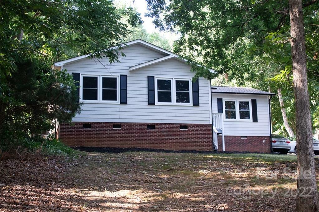 Property Photo:  2007 Blair Street  NC 28083 