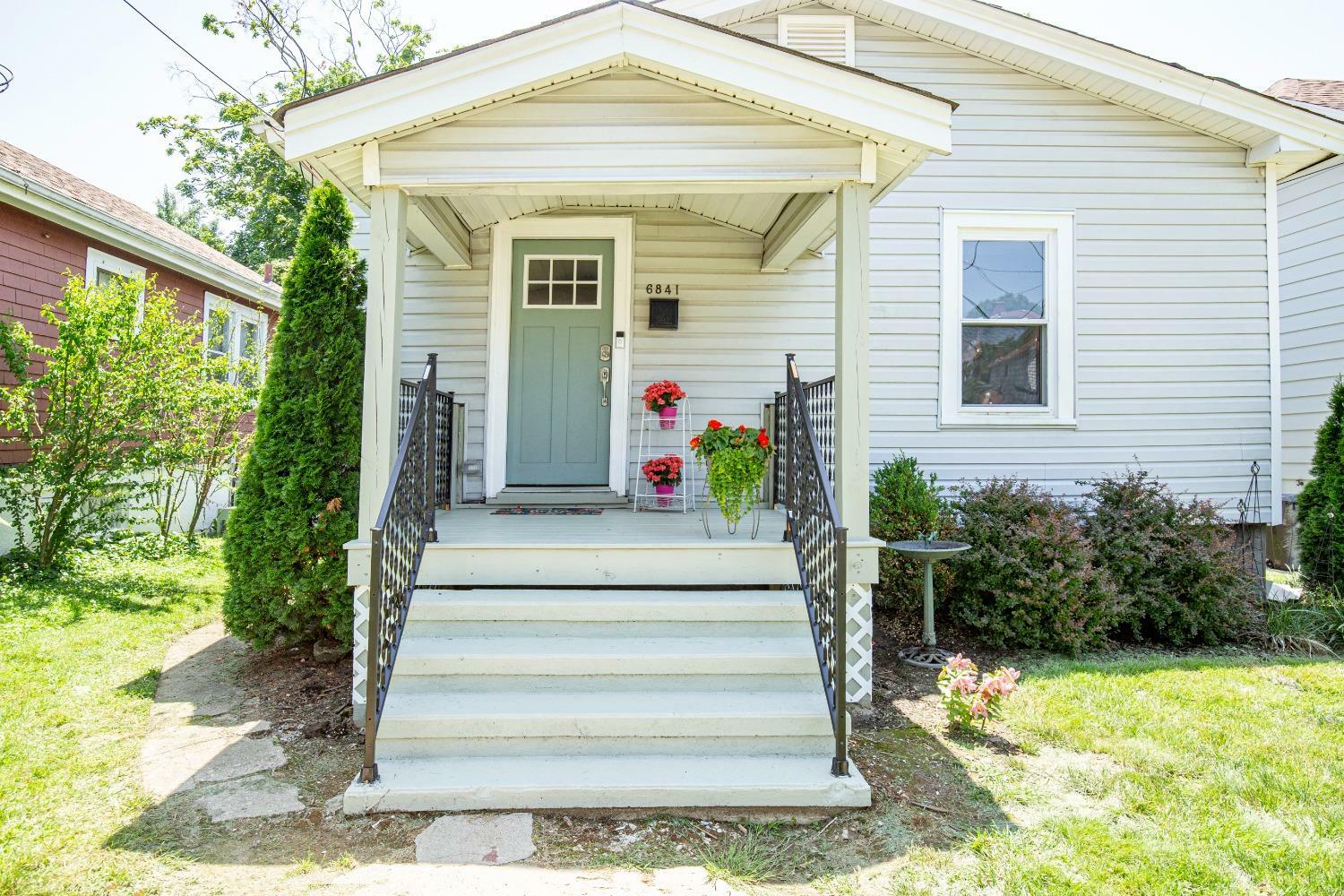 Property Photo:  6841 Windward St  OH 45227 