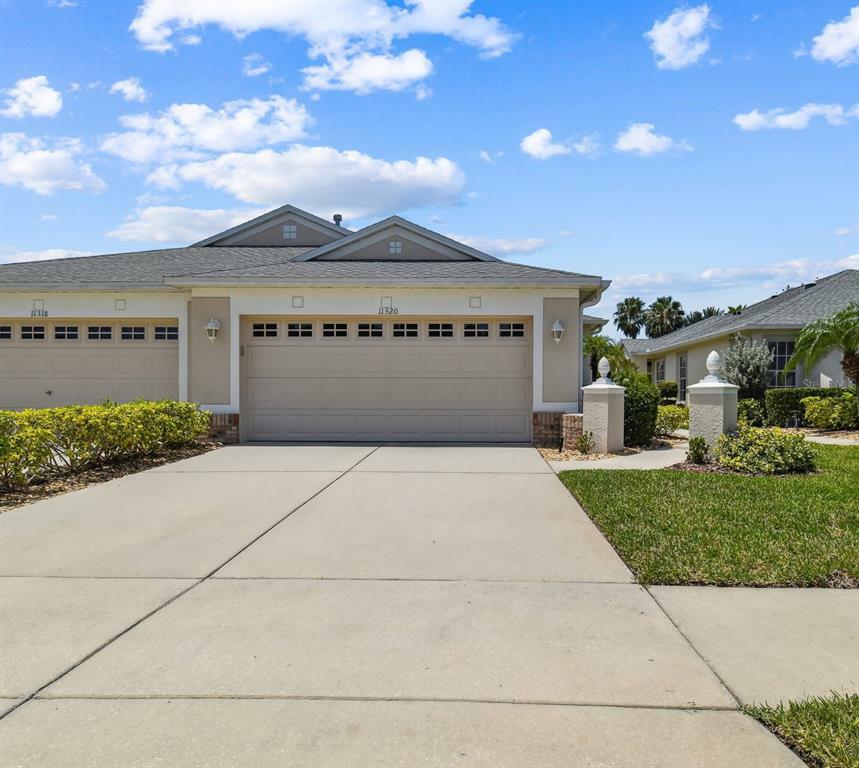 Property Photo:  11320 Cambray Creek Loop  FL 33579 