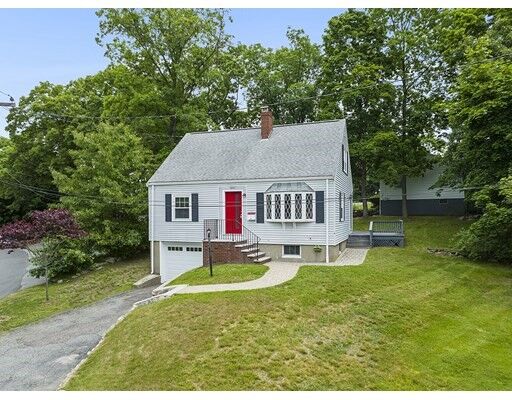 Property Photo: 15 Maywood Ter MA 01801