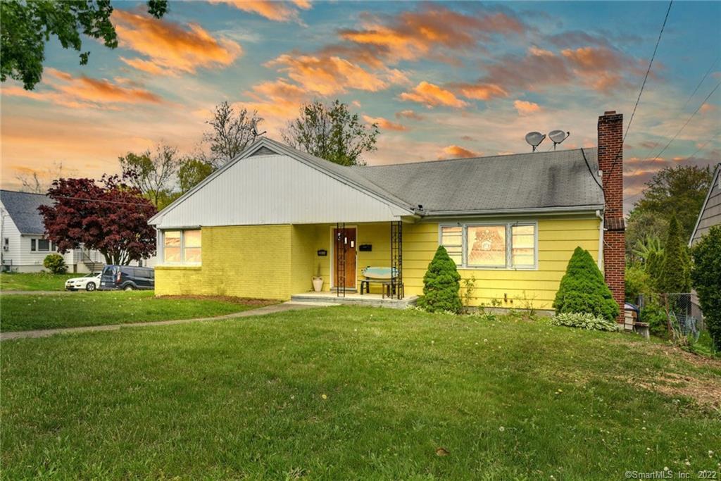 Property Photo: 2836 Park Avenue CT 06604
