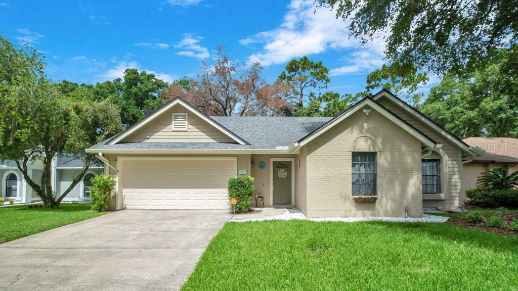 Property Photo:  896 Buttonwood Ln  FL 32714 