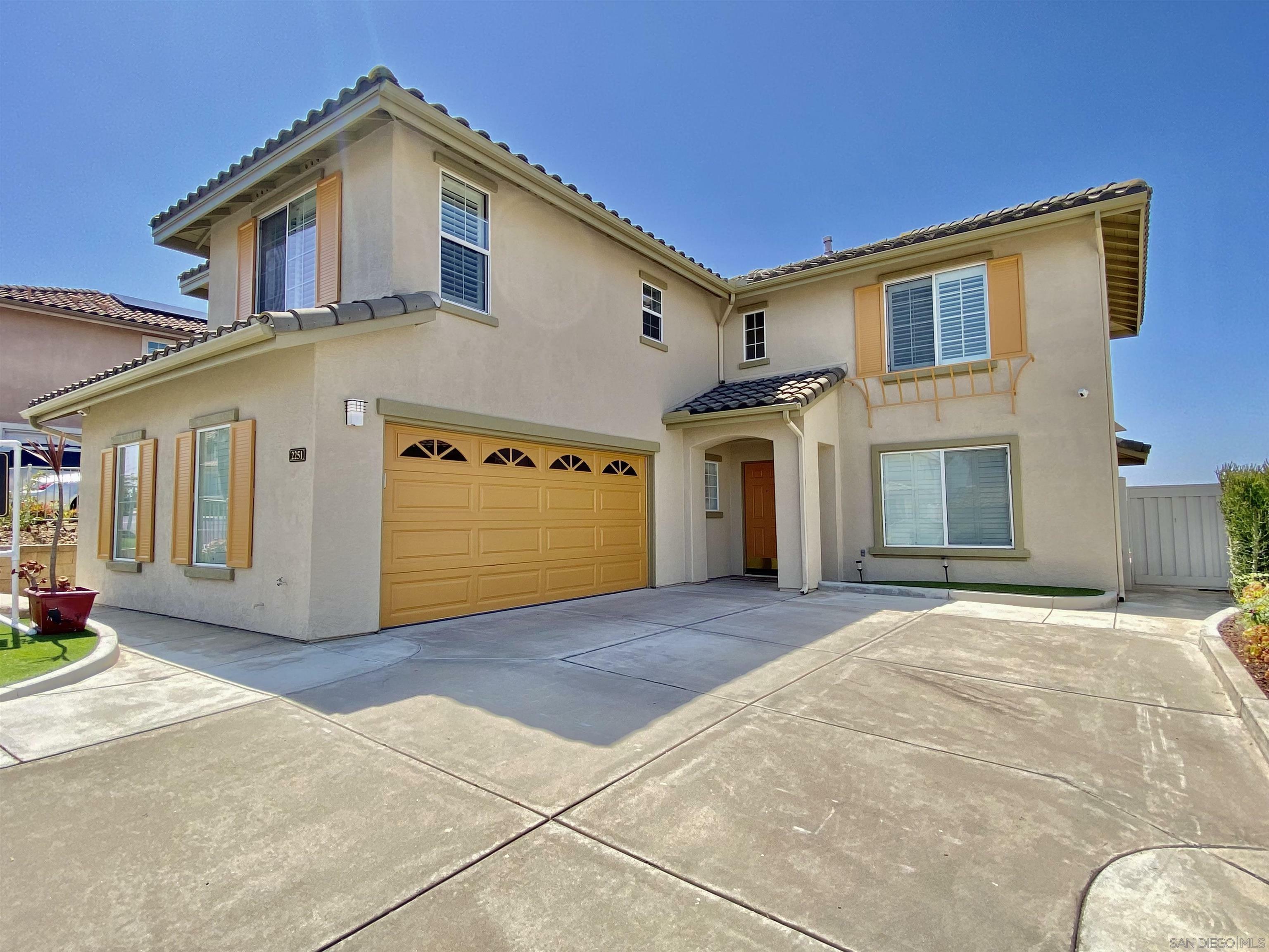 Property Photo:  2251 Crystal Clear Dr  CA 91978 