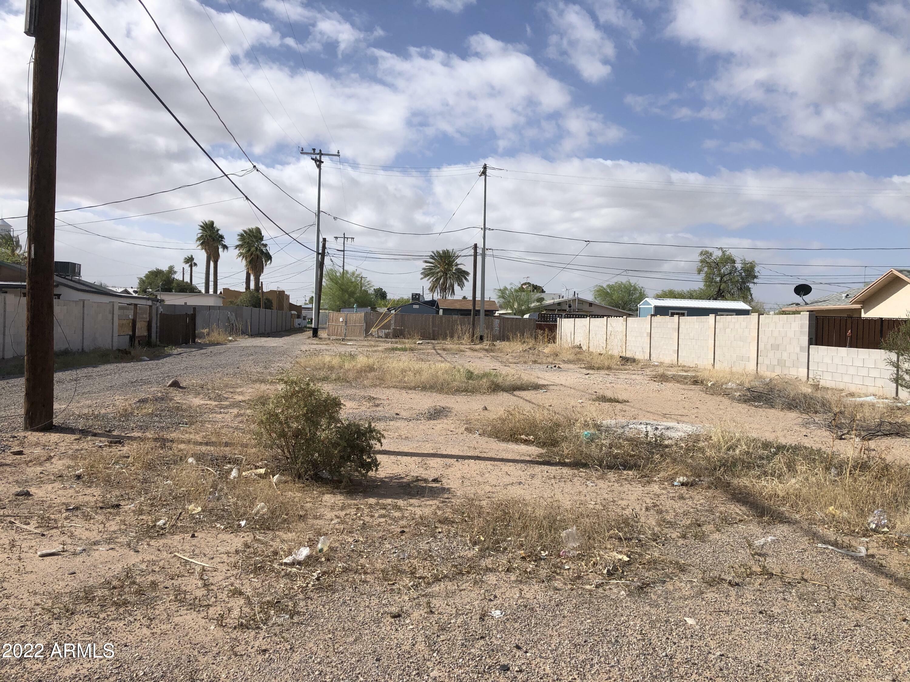 Property Photo:  231 W Kennedy Avenue  AZ 85128 