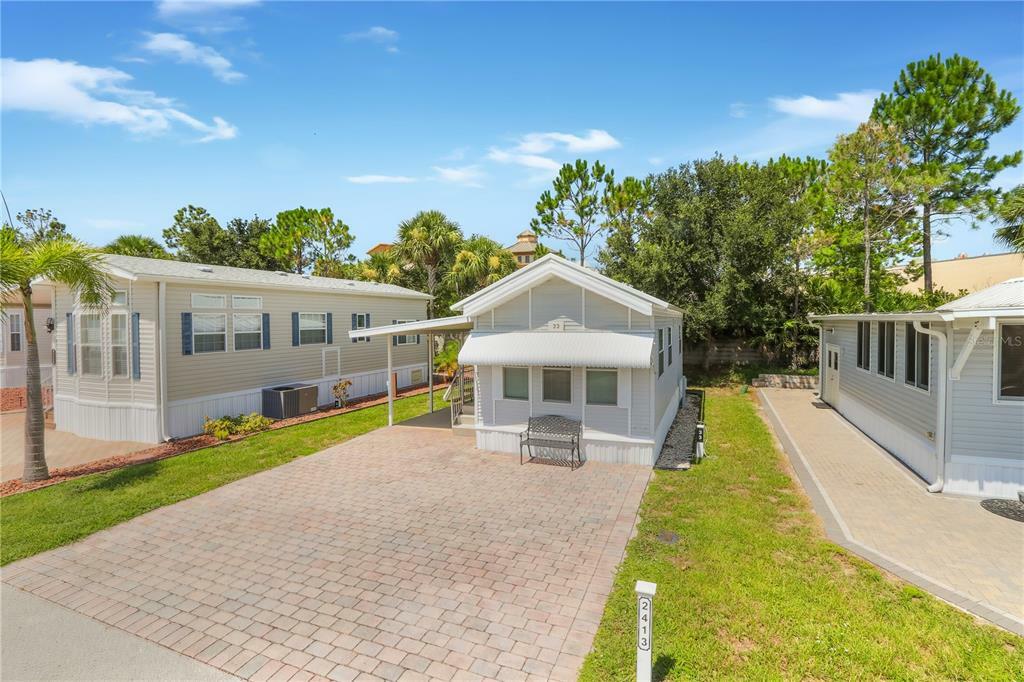 Property Photo: 2413 Limewood Avenue 33 FL 34714
