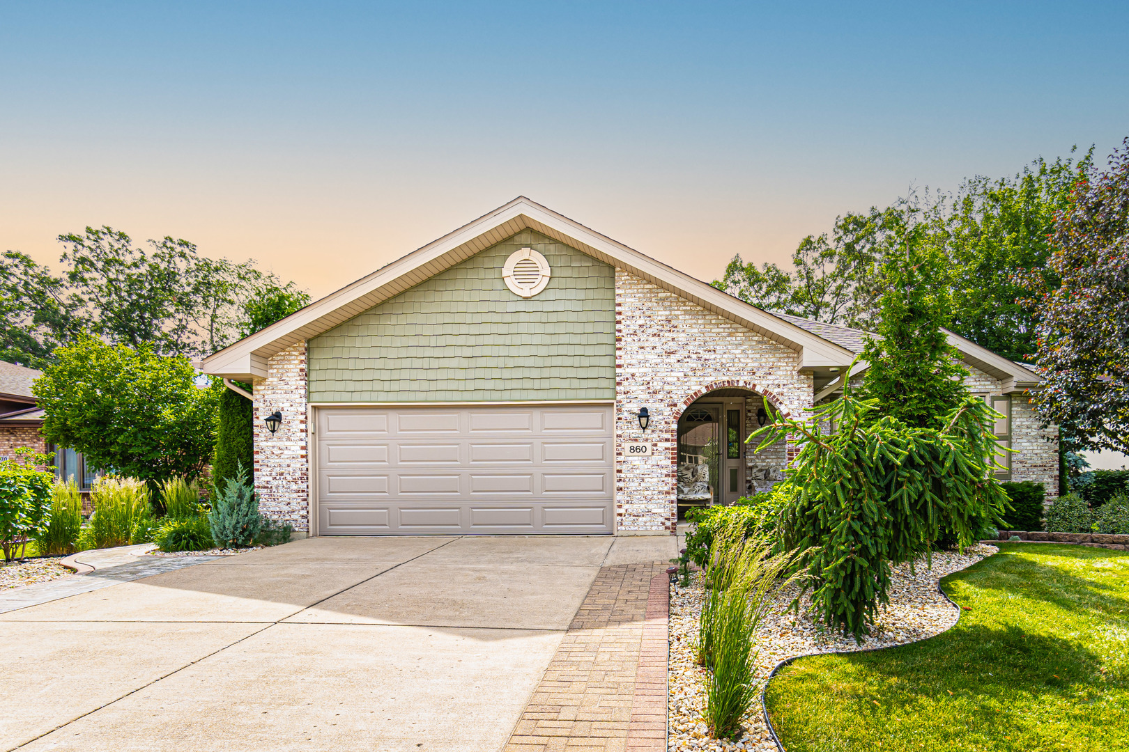 Property Photo: 860 Kromray Road IL 60439