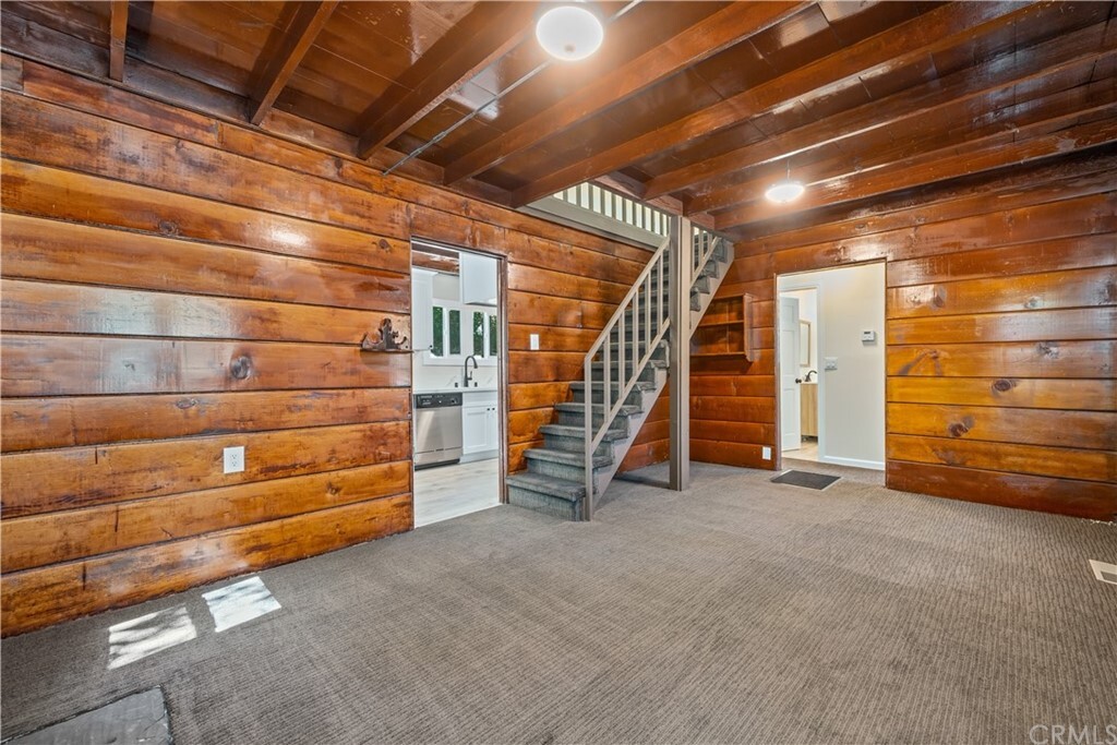 Property Photo: 1054 Robin Road CA 92397