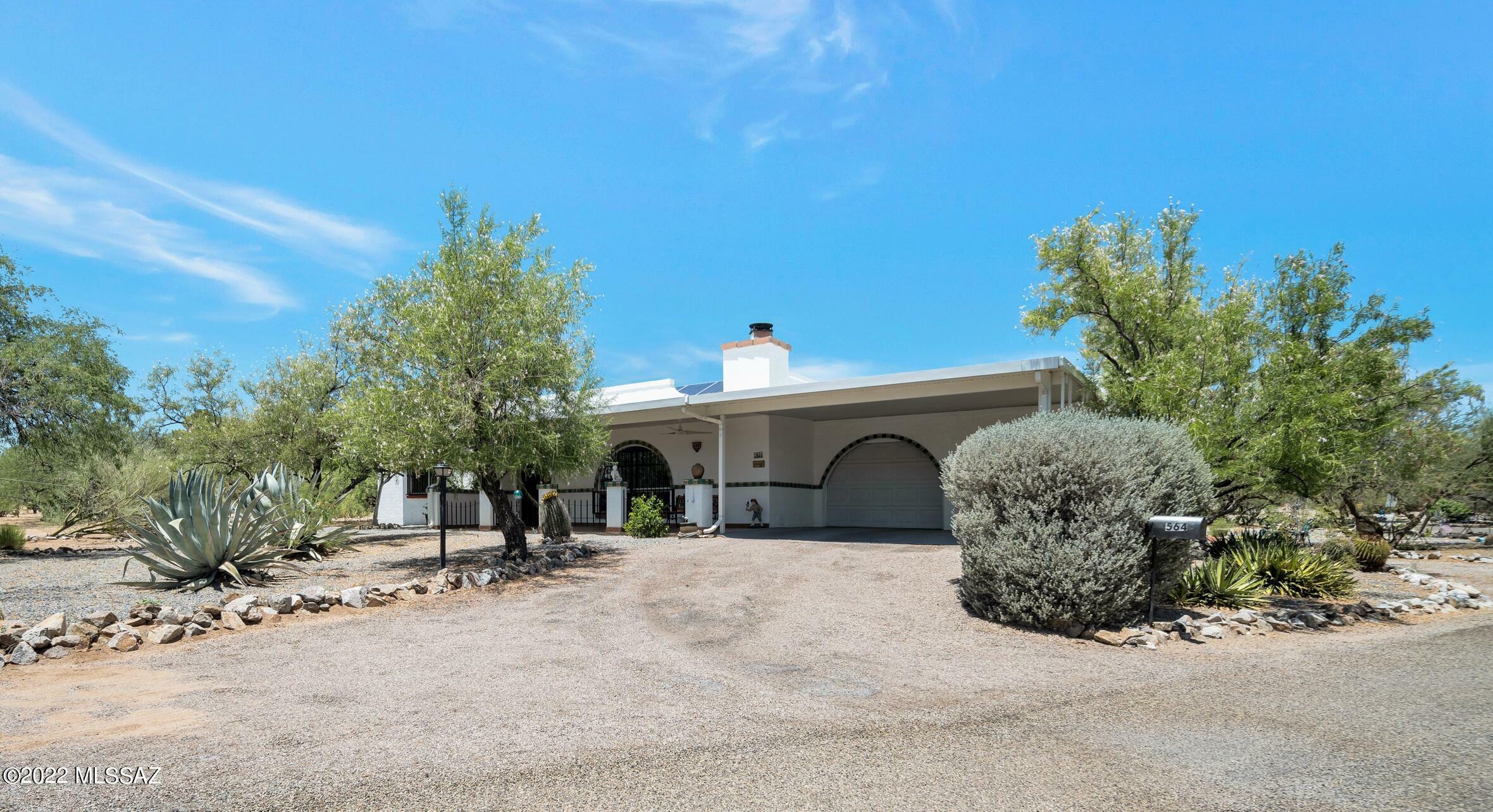 Property Photo:  564 Corpino De Pecho  AZ 85614 