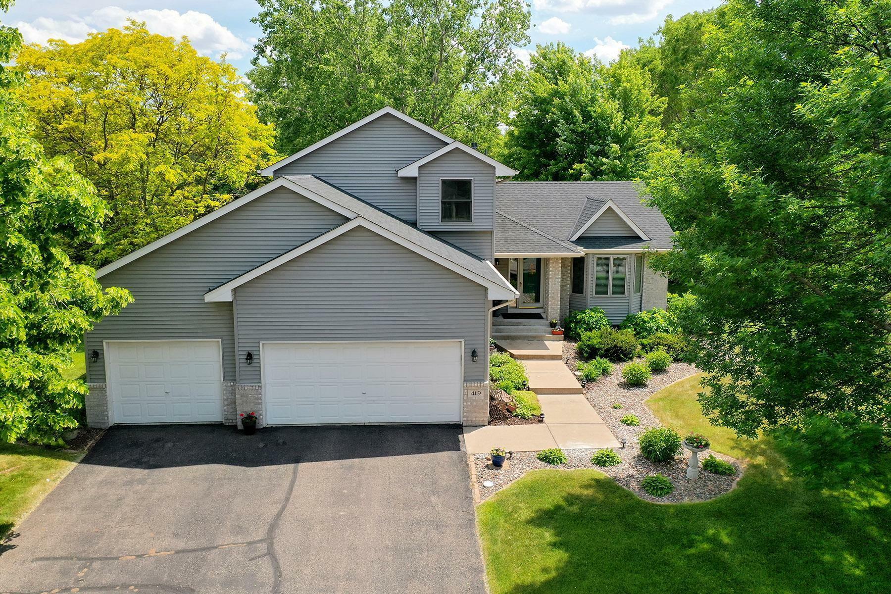 Property Photo: 4119 Sunset Terrace N MN 55443