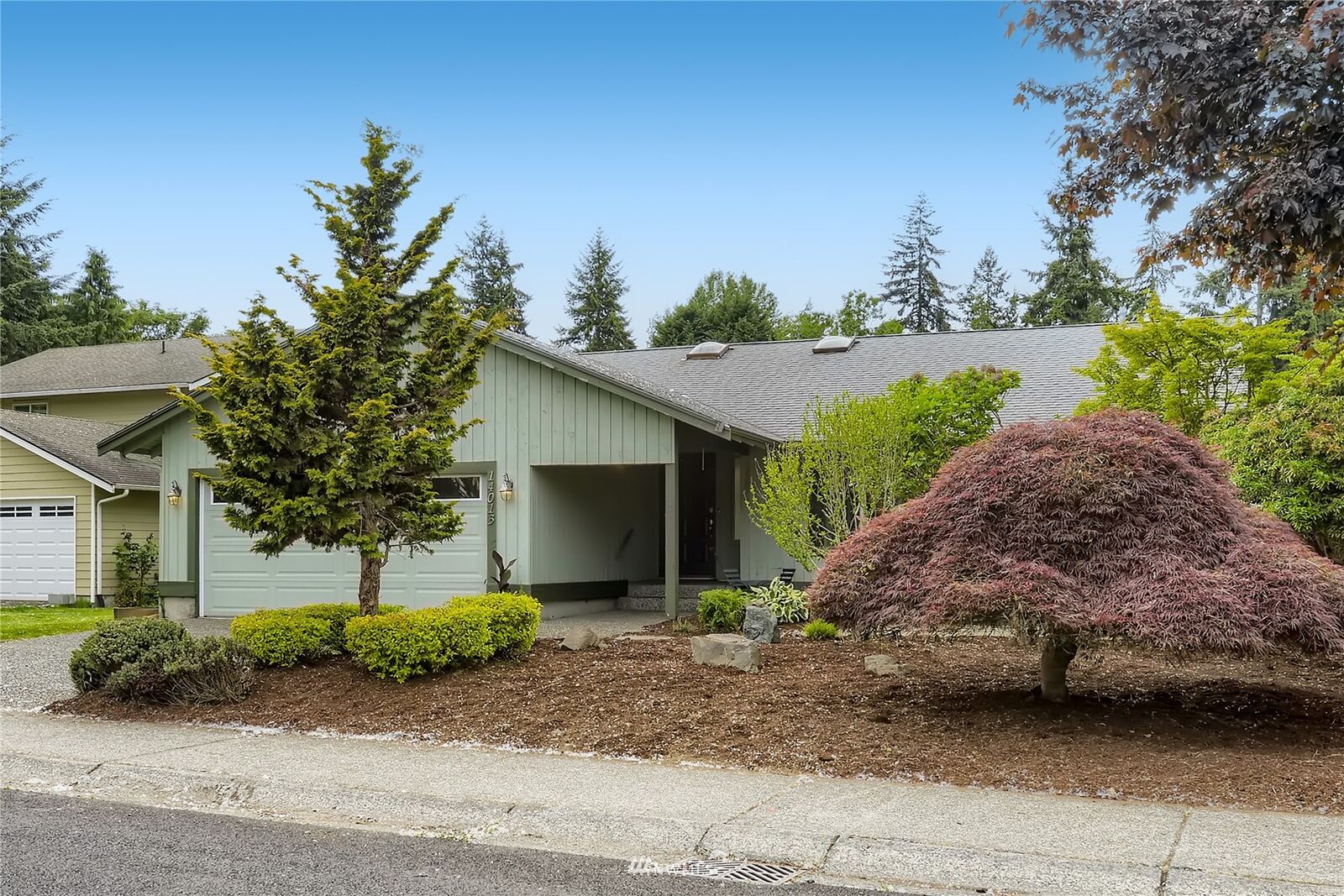 Property Photo:  14013 81st Place NE  WA 98034