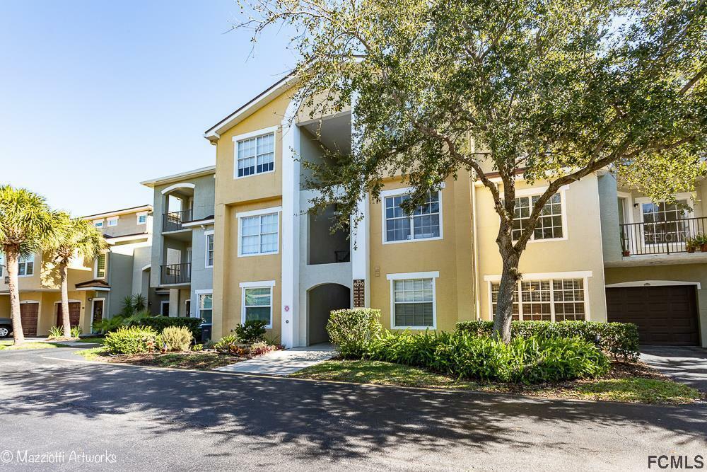 Property Photo:  4010 Grande Vista Boulevard #25-120  FL 32084 