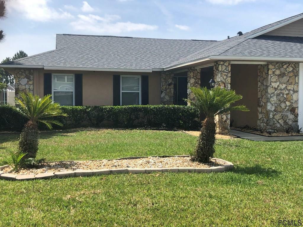 Property Photo: 2 Fellowship Drive FL 32137