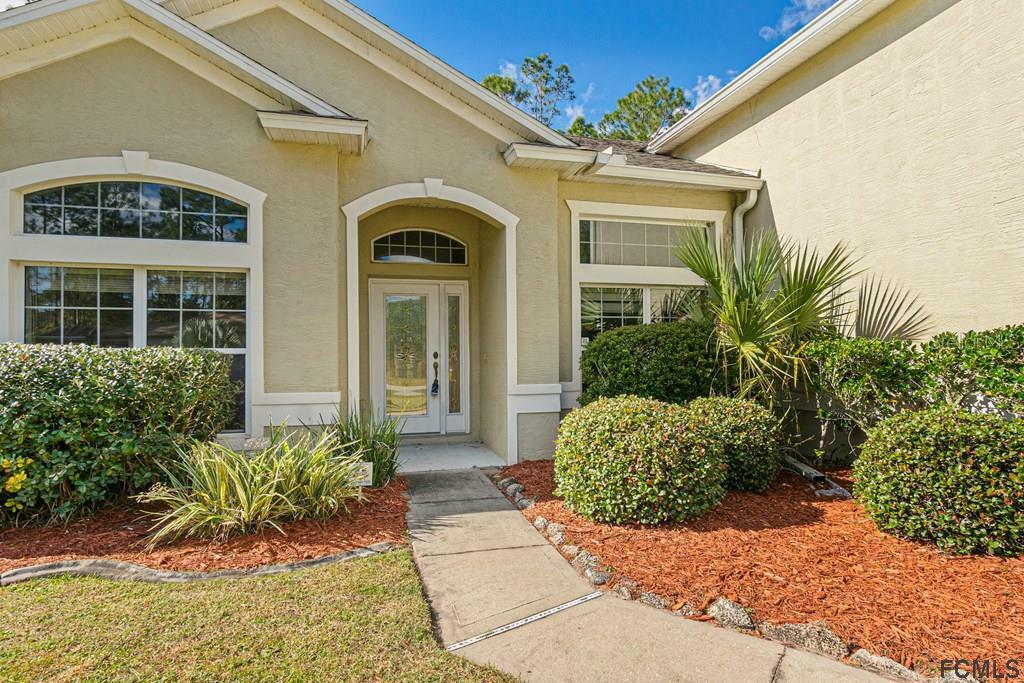 Property Photo: 16 Poinbury Drive FL 32164