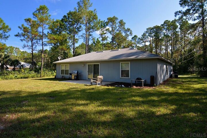 Property Photo:  70 Underwood Trail  FL 32164 