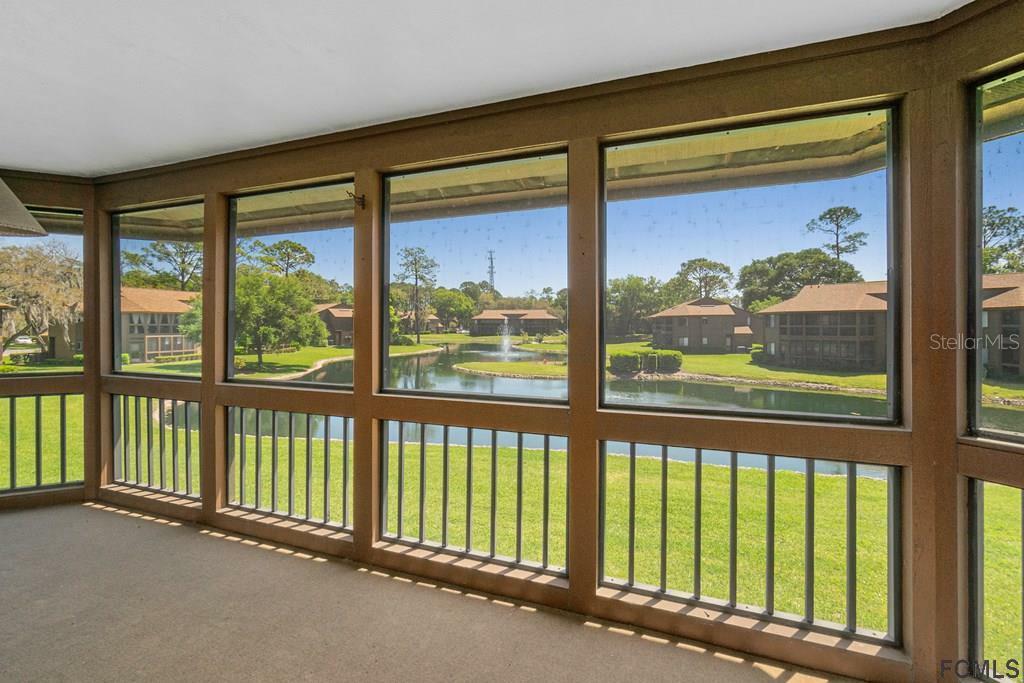 Property Photo: 6 Oxford Lane 6 FL 32137