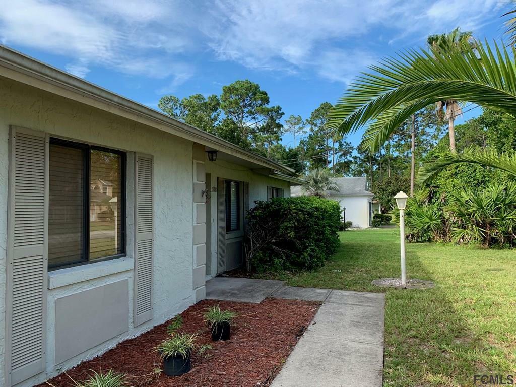 Property Photo:  108 Brewster Lane  FL 32137 