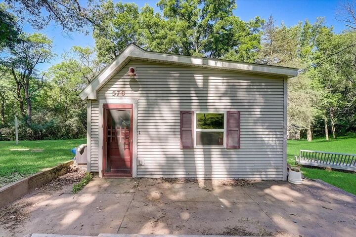 570 Oak St  Richland Center WI 53581 photo