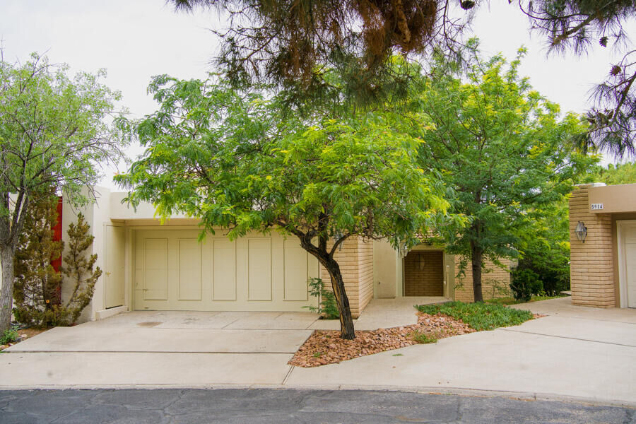 Property Photo: 5916 Mira Hermosa Drive TX 79912
