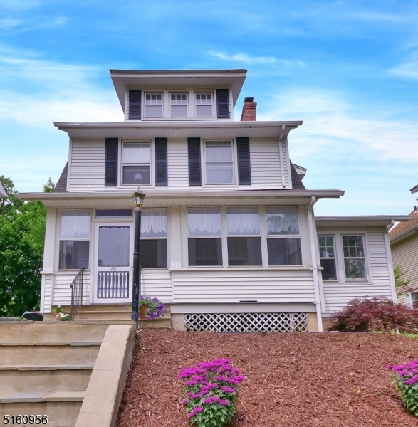 Property Photo:  89 Yantecaw Ave  NJ 07028 