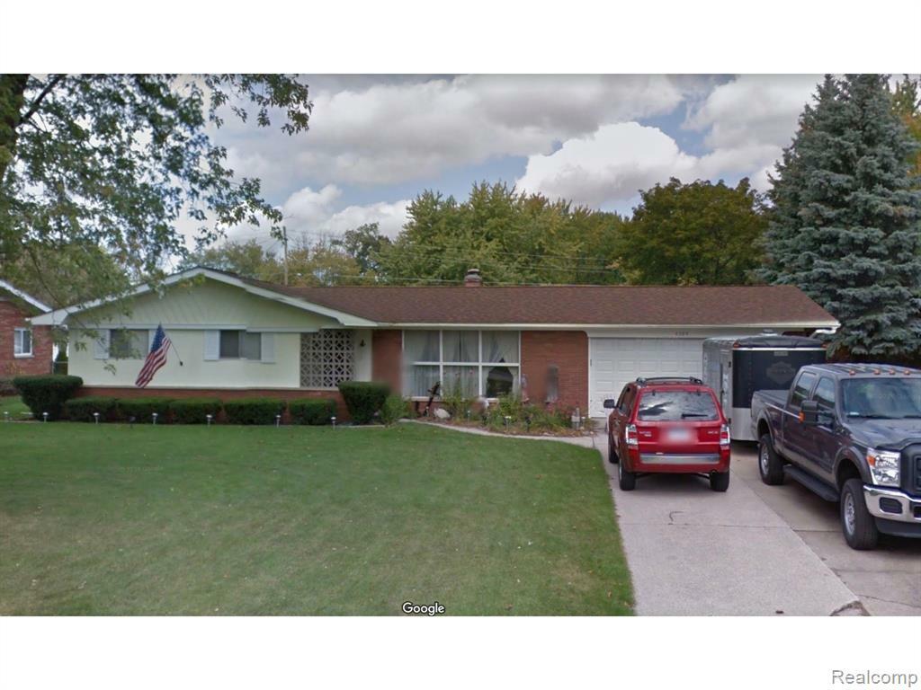 Property Photo:  4384 Walton  MI 48603 2073 