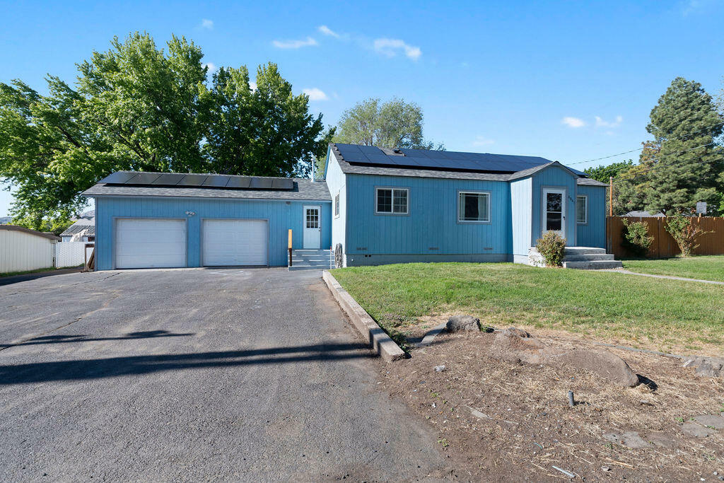 4841 Freida Avenue  Klamath Falls OR 97603 photo