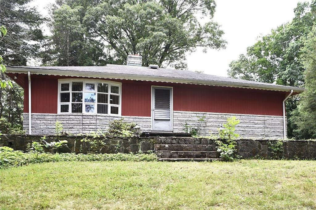 Property Photo:  229 Porters Hill Road  CT 06468 