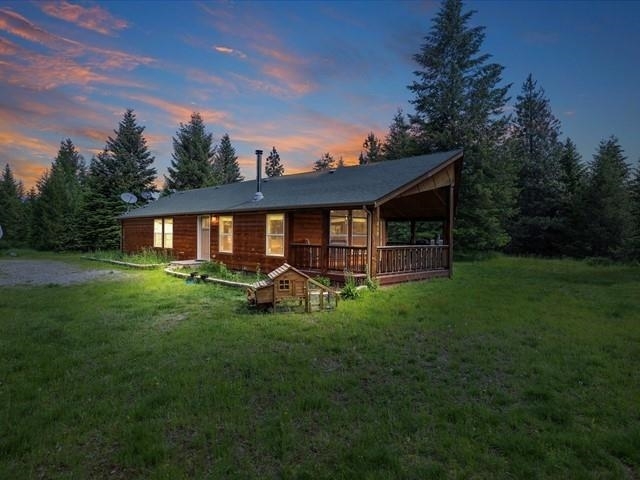 Property Photo: 34819 N Wisteria Ln WA 99003