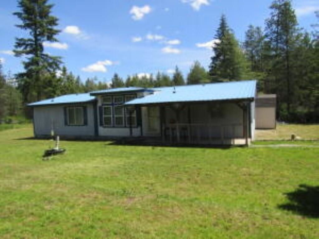 Property Photo: 3202 W Jump Off Rd WA 99181