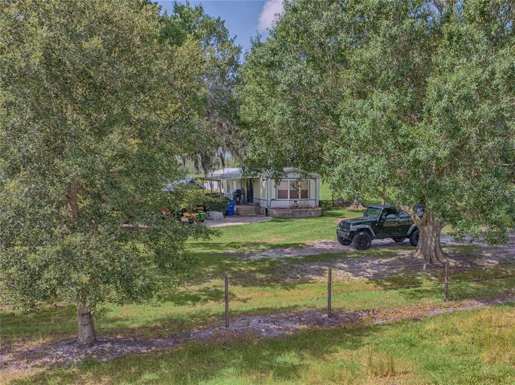 Property Photo: 5428 E Tormay Lane FL 33825