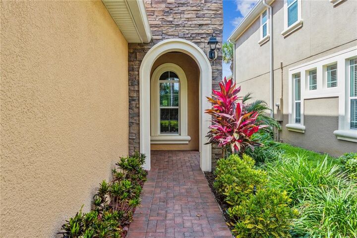 Property Photo: 9009 Della Scala Circle FL 32836