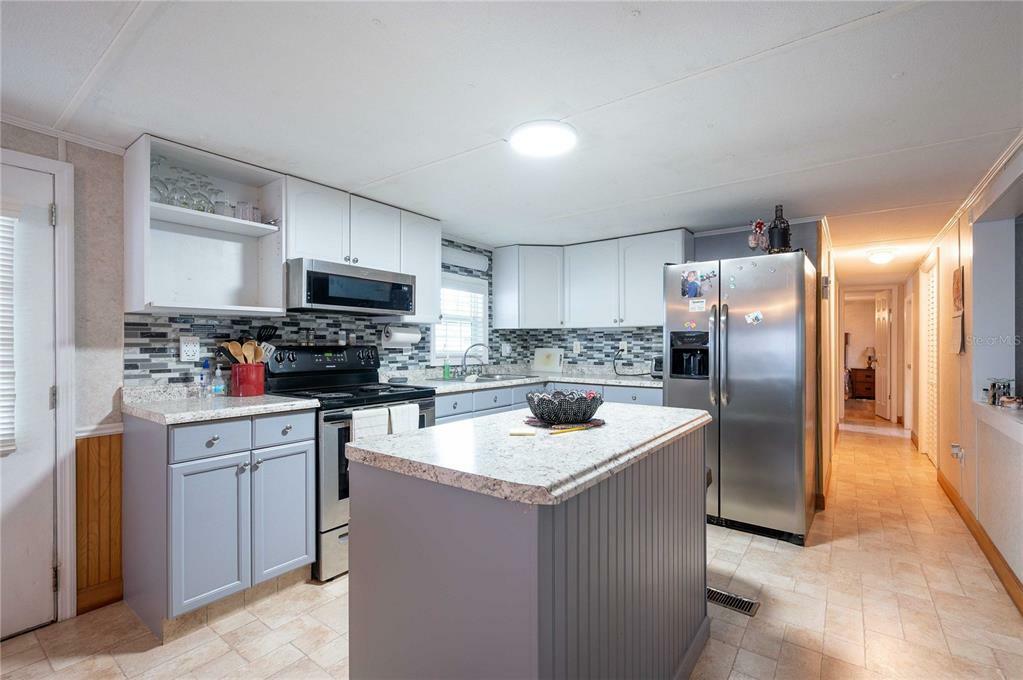 Property Photo:  39030 Hillcrest Drive  FL 33542 