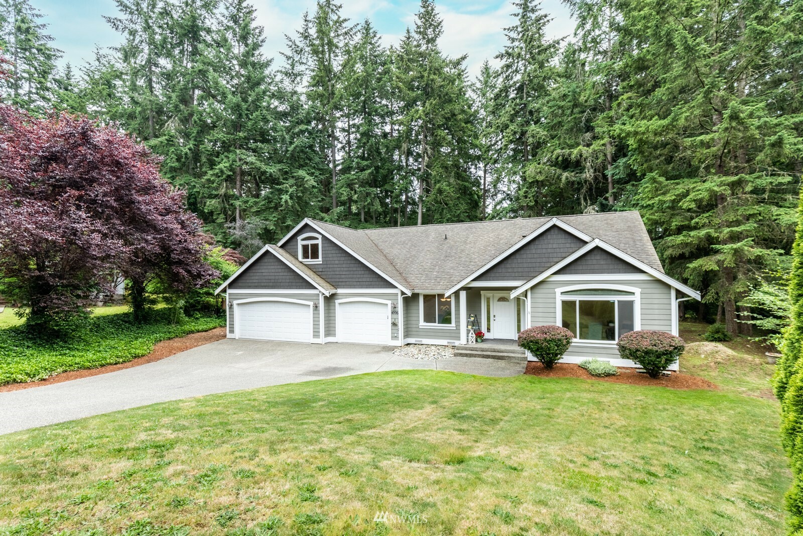 Property Photo: 4006 74th Avenue Ct NW WA 98335