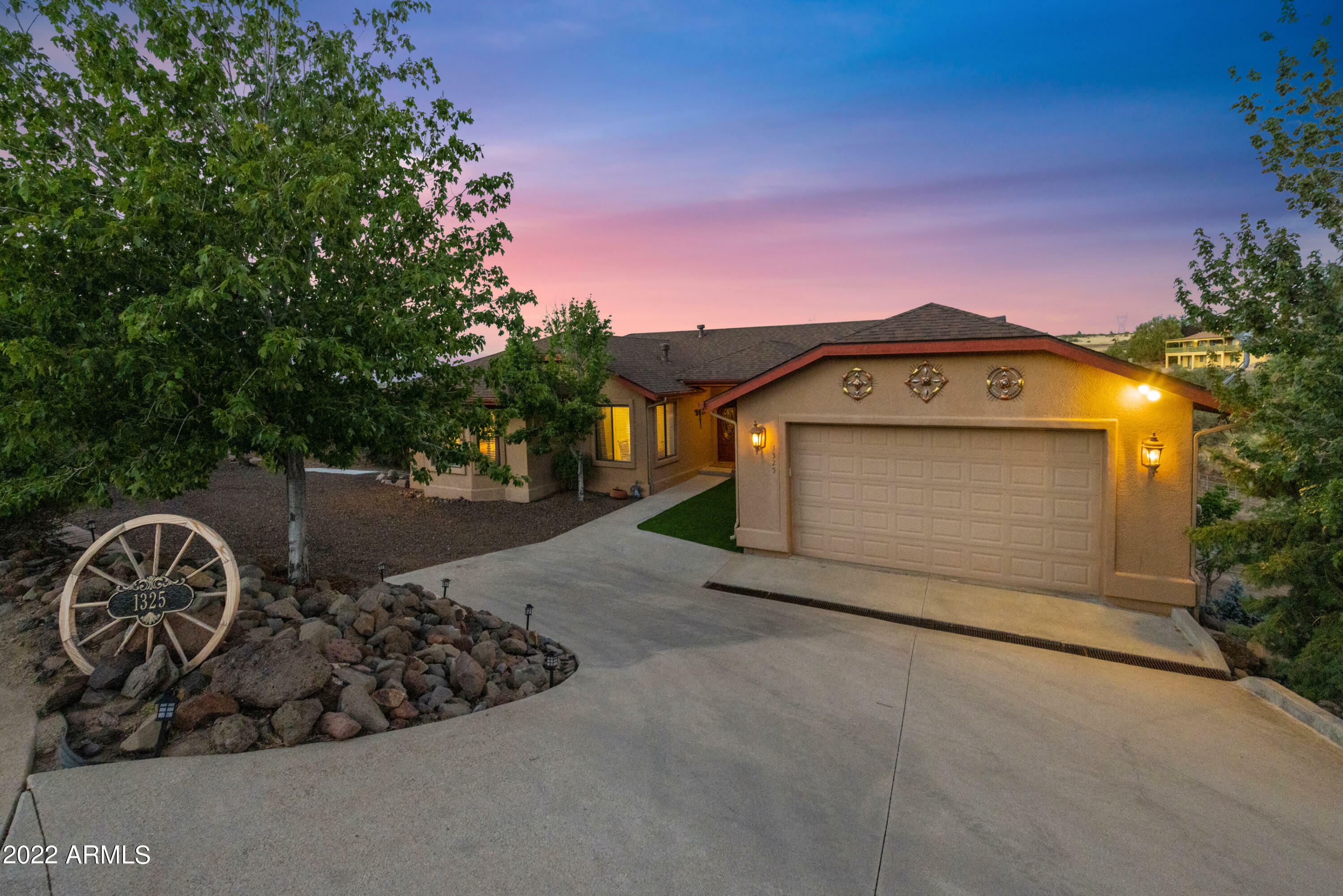 Property Photo:  1325 W Ridge Drive  AZ 86305 