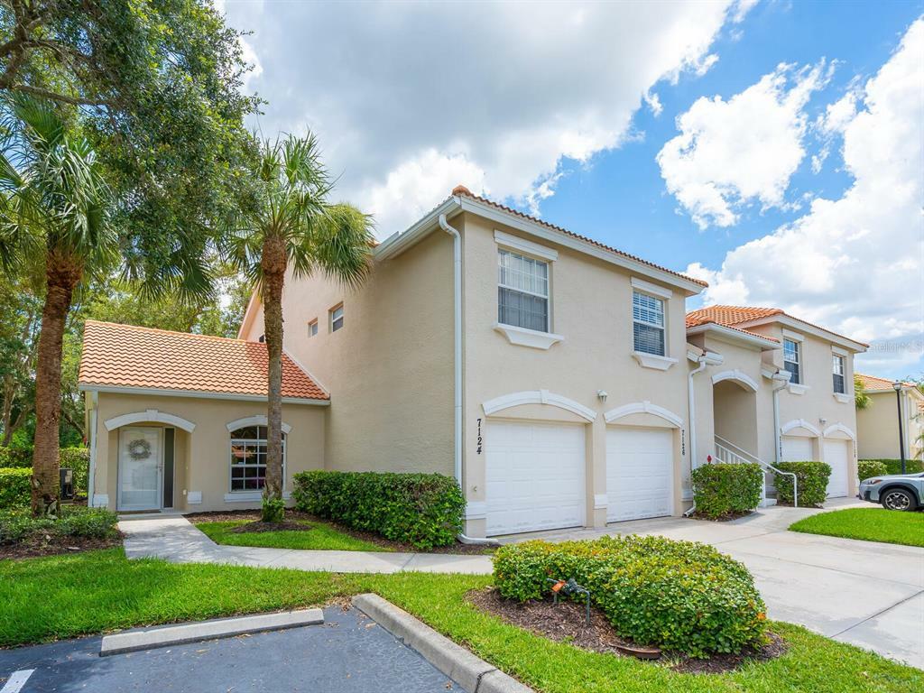 Property Photo:  7124 Cedar Hollow Circle  FL 34203 