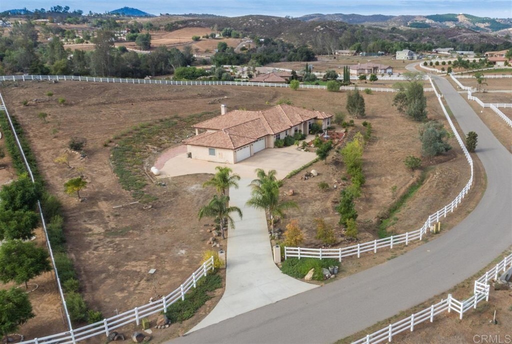 Property Photo: 958 Heritage Ranch Road CA 92065