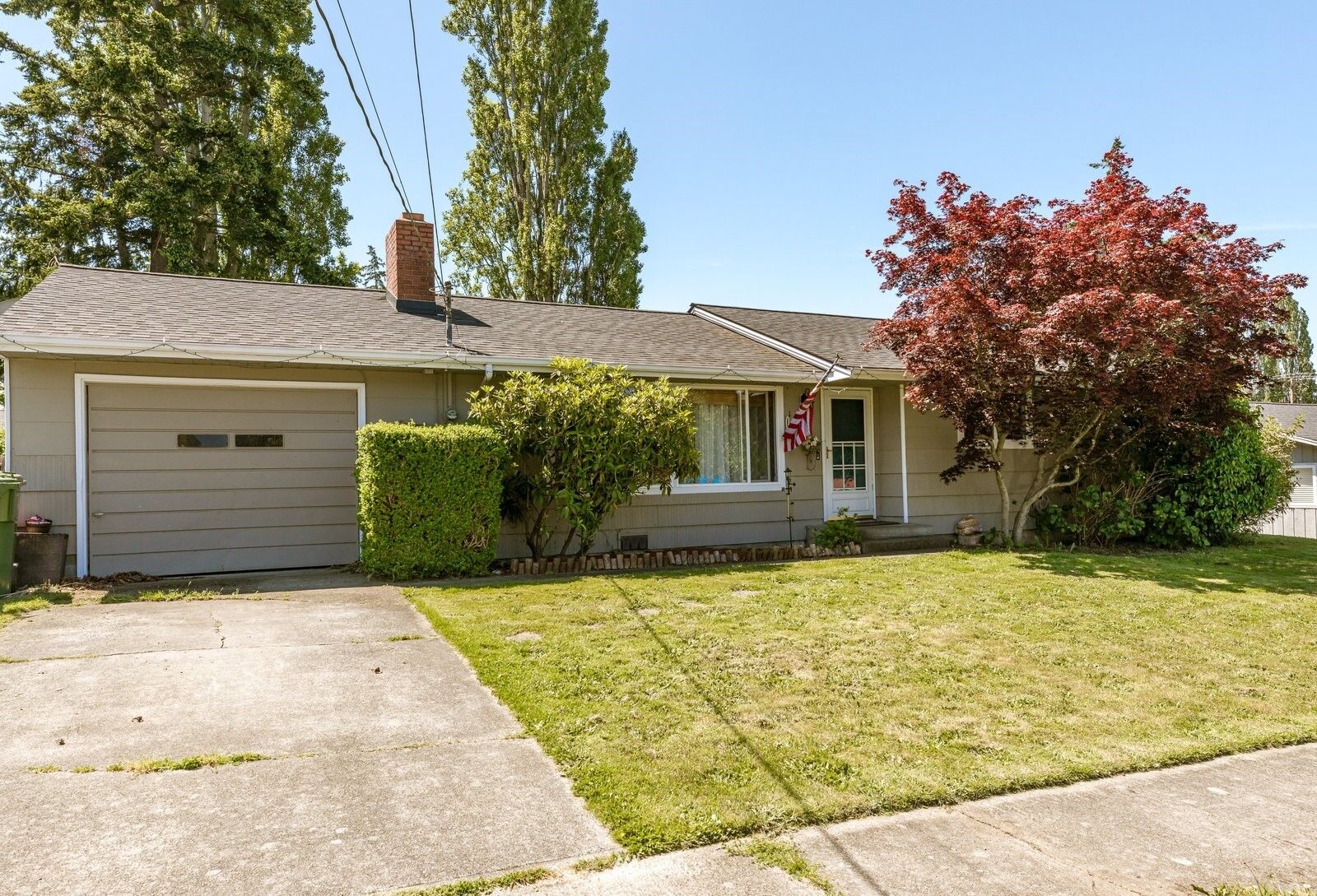 Property Photo:  1581 NE 9th Avenue  WA 98277 