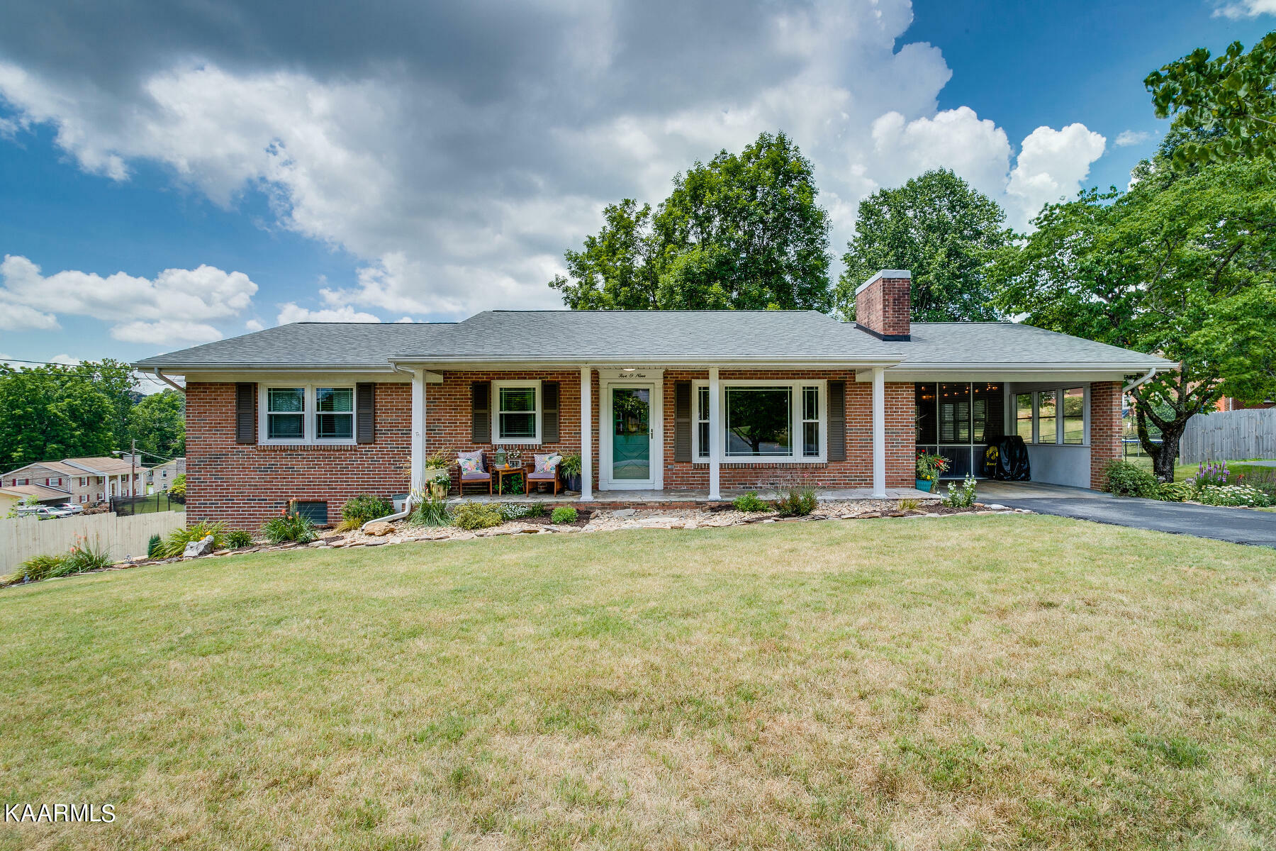 Property Photo:  509 Beechwood Drive  TN 37663 