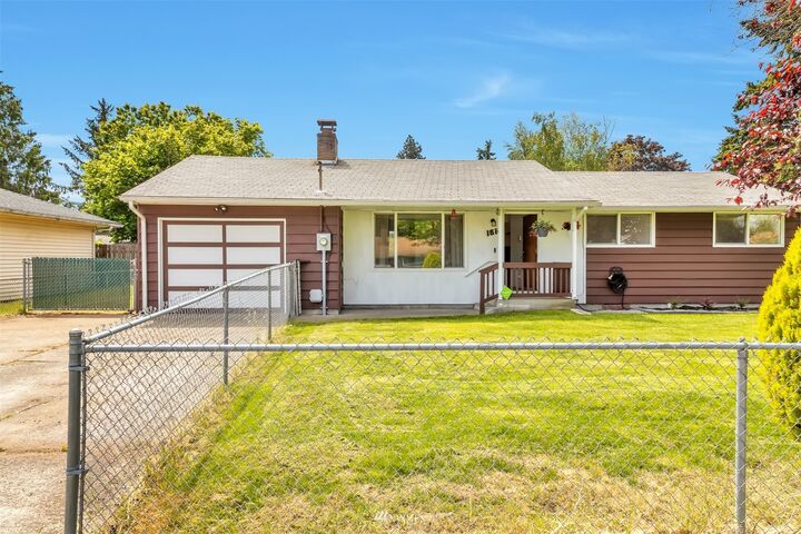 Property Photo: 1618 121st Street S WA 98444