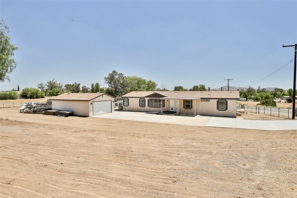 21246 Mazie Avenue  Perris CA 92570 photo