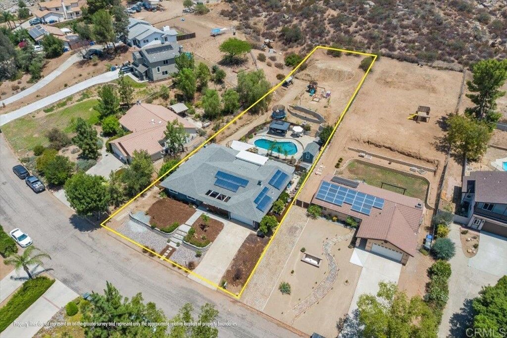 Property Photo:  25050 Poderio Drive  CA 92065 