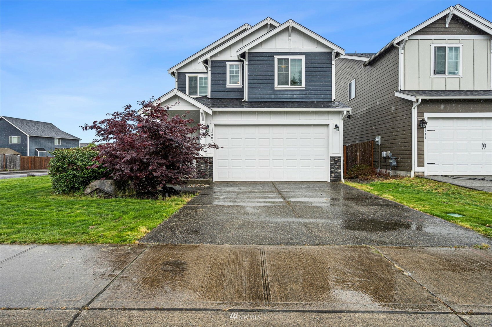 Property Photo:  18907 110th Avenue Ct E  WA 98374 