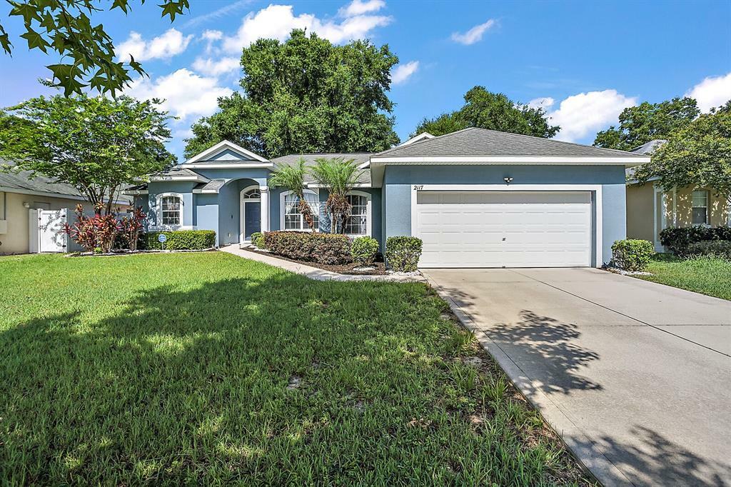 Property Photo:  2117 Wolf Ridge Lane  FL 32757 