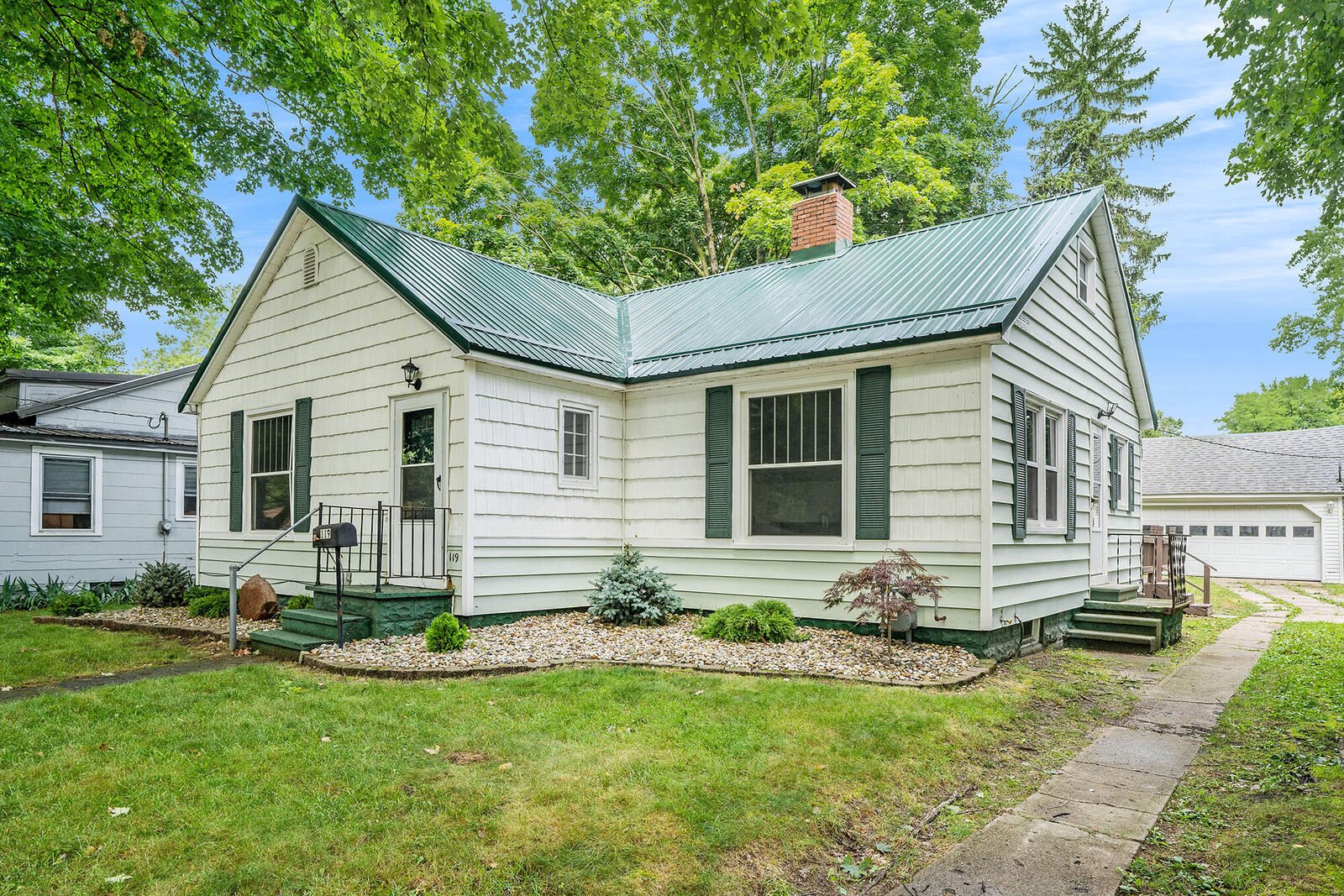 Property Photo: 119 Forest Avenue MI 49120