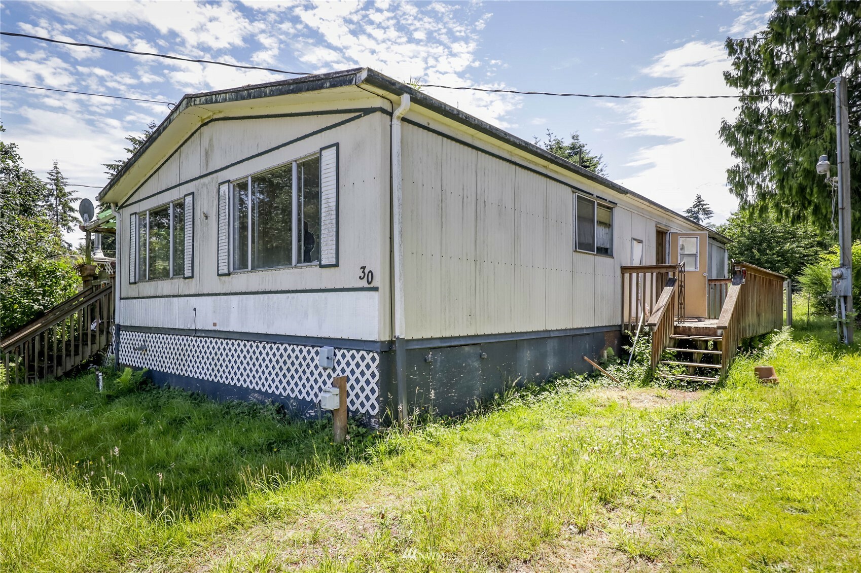 Property Photo:  30 E Spruce Street  WA 98365 