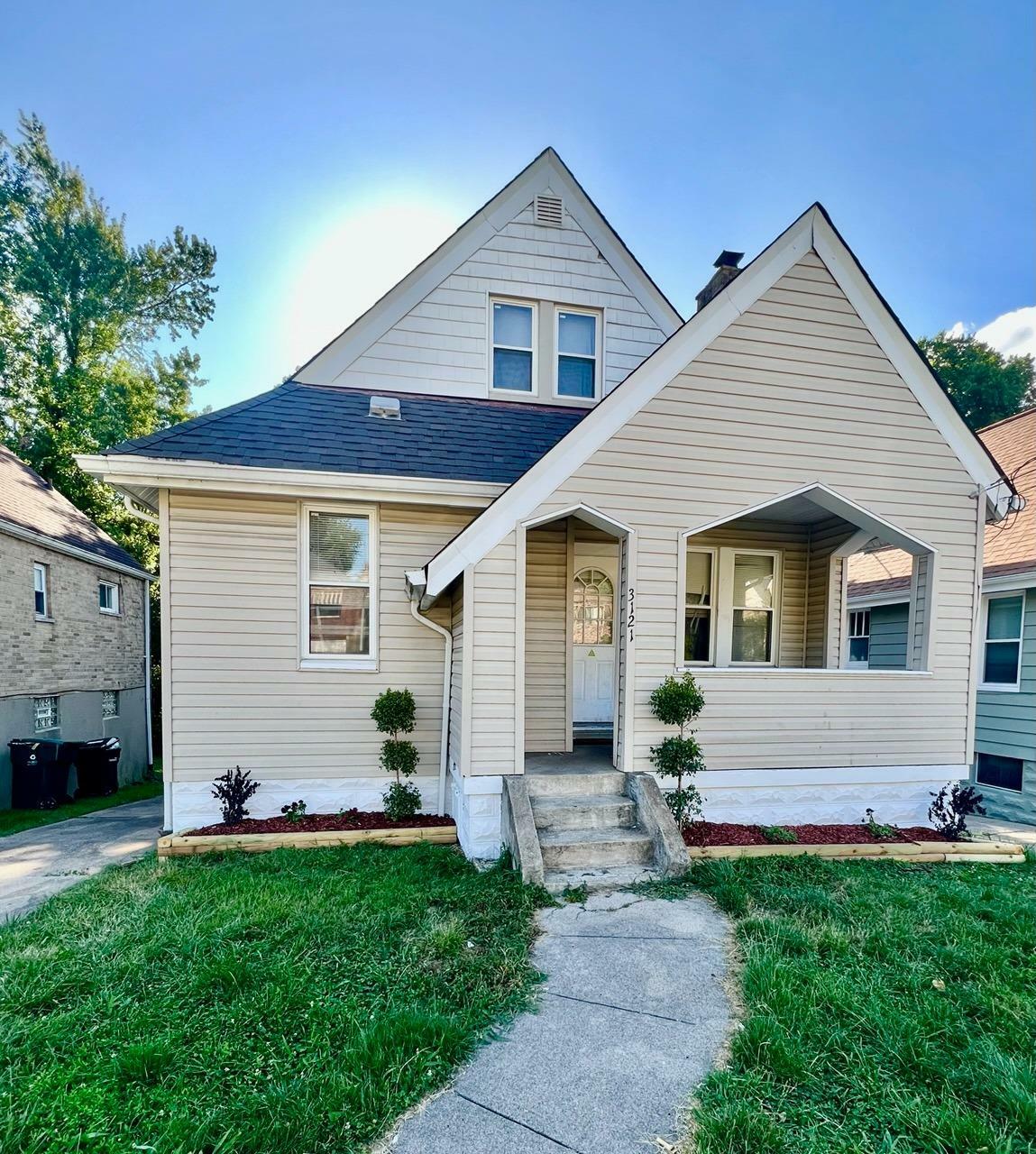 Property Photo:  3121 Cavanaugh Ave  OH 45211 