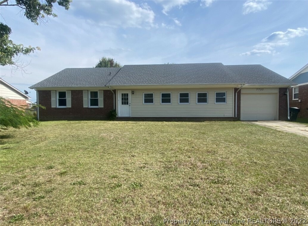 Property Photo:  7722 Adolphus Drive  NC 28314 