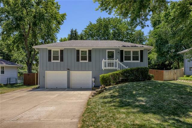 Property Photo: 108 SW Moore Street MO 64014