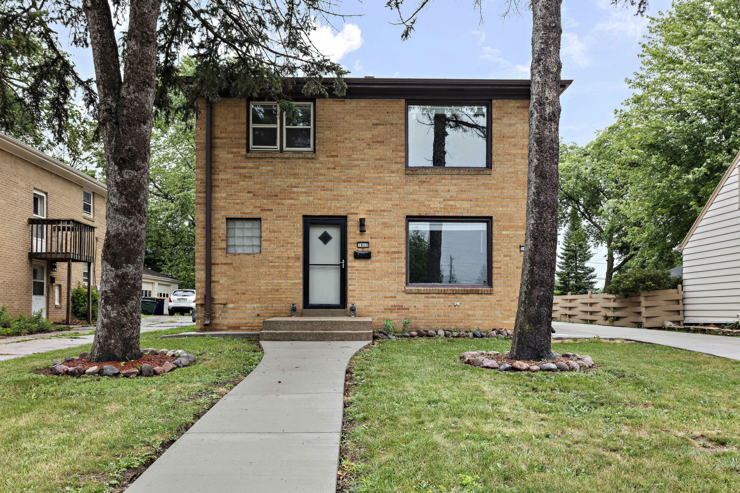 Property Photo:  1460 S 97th St 1462  WI 53214 